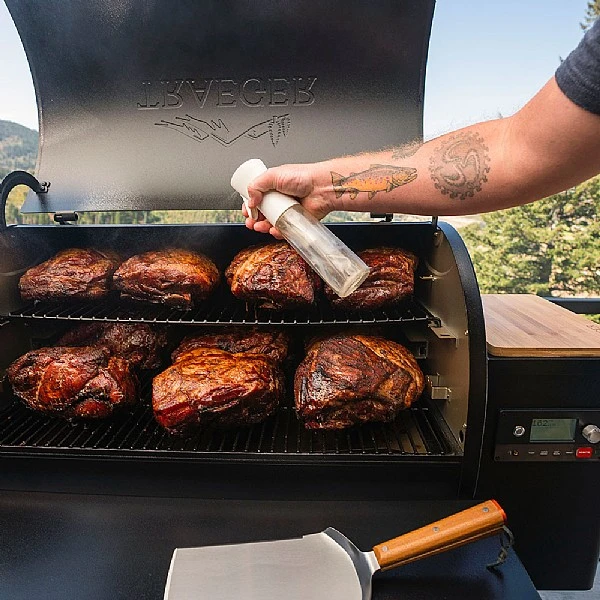 Traeger Ironwood 885 Wood Pellet BBQ Grill 9 Traeger Ironwood 885 Wood Pellet BBQ Grill - Image 7