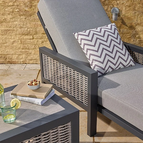 Bramblecrest Buckland Lounger & Table 4 Bramblecrest Buckland Lounger & Table - Image 2